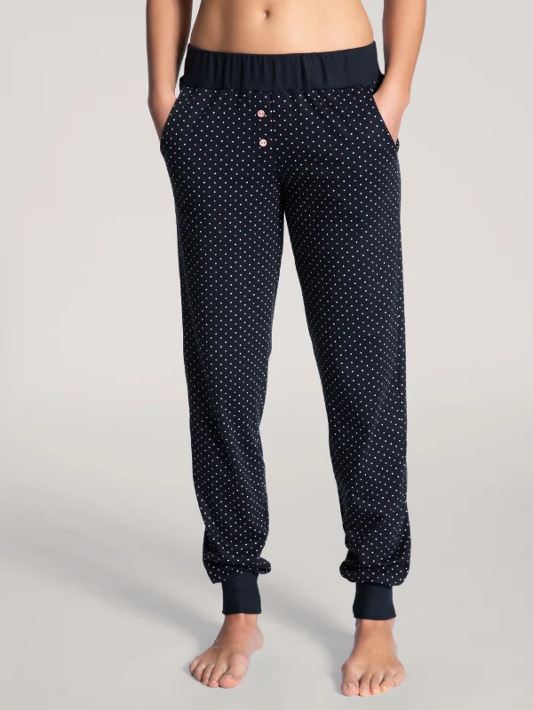 women's pajamas with a playful printHose FAVOURITES DREAMS