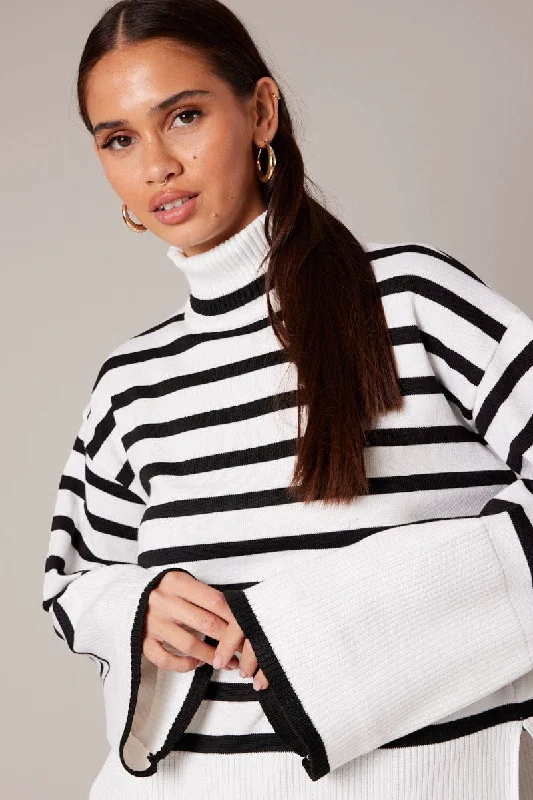 Women's Acrylic SweatersWhite Stripe Knit Jumper