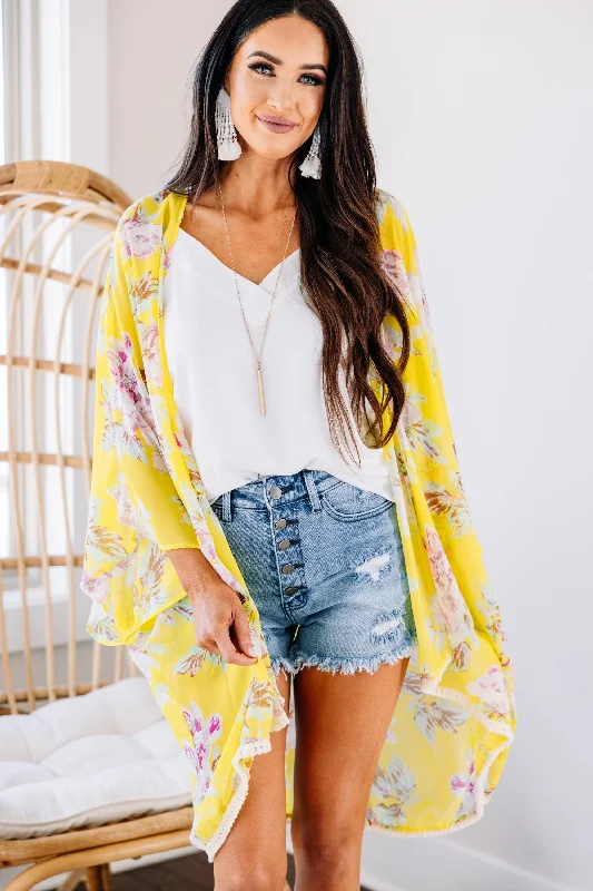 Women's Coats with Fur Trimmed ButtonsBold Botanicals Yellow Floral Kimono