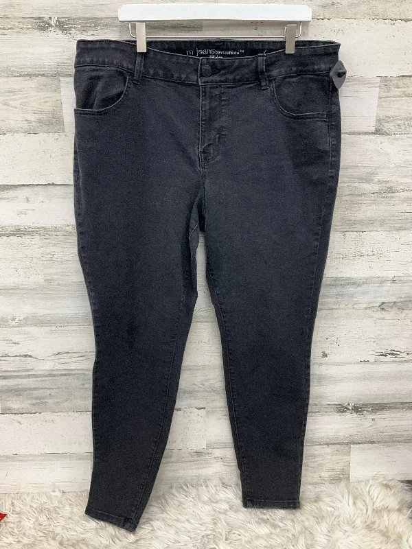 Women's Jodhpurs with Rounded CollarJeans Straight By Maurices In Black, Size: 20