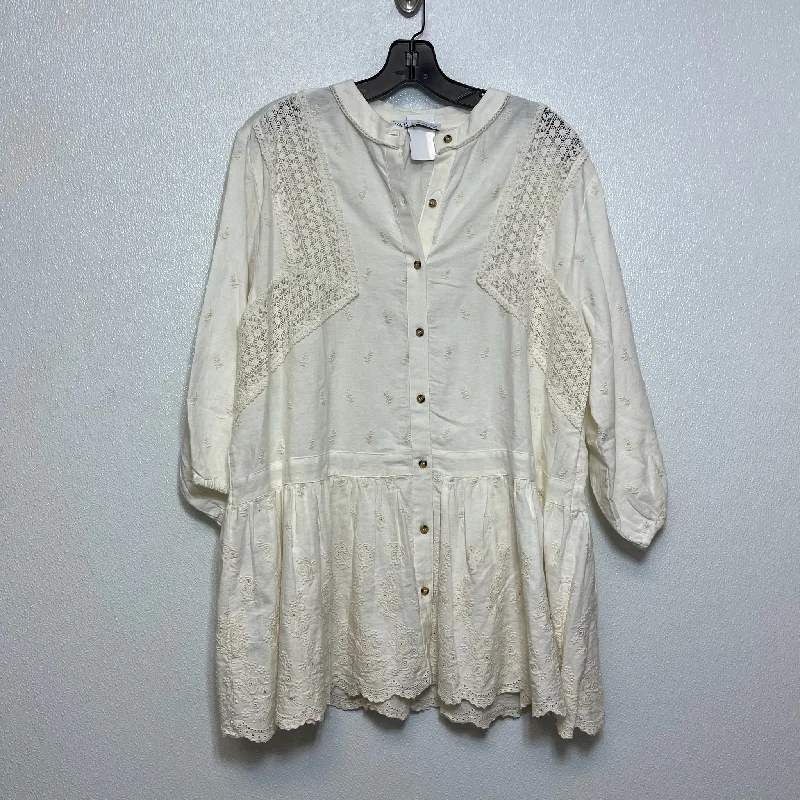 Women's Blouse with Shirt CollarTop Long Sleeve By Zara  Size: M